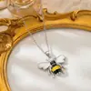 Collar Superventas Transfronterizo en Europa y América, Accesorios de Collar de Abeja y Mariquita, Chapado en Cobre con Oro Real, Diseño de Goteo de Aceite, Cadena de Clavícula de Gama Alta de Nicho