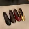 Zapatos Dorados de Abuela Estilo Coreano de Nicho Boca Baja Punta Redonda para Mujer 2026 Nuevos de Cuero Suave Suela Suave Slip-on para Viaje Zapatos Individuales