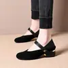Solado Macio Confortável Salto Bloco Feminino 2026 Outono Novo Tiras Únicas Bico Baixo Mocassins Sapatos para Mães de Meia-Idade Sapatos Versáteis para Trabalho