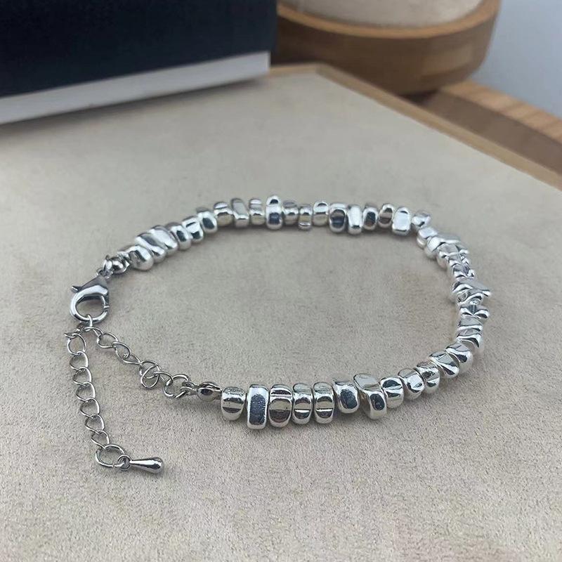x02