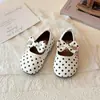 Zapatos de Cuero para Niñas Mary Jane Dulces de Lunares 2026 Primavera y Otoño Nuevos Suela Suave Zapatos de Princesa con Lazo Planos Versátiles