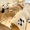 Conjunto de Cama Três Peças, Quatro Peças e Capa de Edredom Individual Estilo Desenho Animado Classe A Ins Outono e Inverno, Tecido de Leite com Estampa de Alta Gramatura