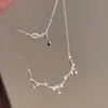Collar de Encaje Cepillado Retro de Lujo Ligero con Diamantes Burbuja, Diseño Elegante, Borlas de Alta Gama, Cadena para Clavícula Versátil y Moderna