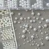 Caja de 12 Compartimentos con Decoraciones de Uñas Artísticas de Perla de Alto Brillo, Blanco Crudo, 6 Juegos al por Mayor, Tamaños Mixtos, Uñas Blancas Redondas Completas y Semirredondas