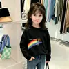 Primavera/Outono 2026 Novo Top Infantil de Bebê Super Bonito 100% Algodão Outono Inicial Camiseta Manga Longa com Estampa de Desenho para Meninas