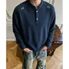 Venta al por mayor de fábrica Camiseta de manga larga Henley de punto gofre color azul Klein para hombre, textura simple, botones semiabiertos, capa base