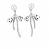 Aretes de perla con pasador de aguja de plata y circón, diseño de moño con goteo de aceite, multi-uso, aretes elegantes para el día a día con un toque de lujo ligero y alta gama