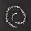 Versión coreana de Zhen Rong de un pequeño patrón geométrico fresco, hueco, plateado, temperamento simple, pulsera plateada para mujer, una generación de cabello