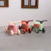 Mini Scooter Fofo de Simulação Carro de Equilíbrio Casa de Brinquedo Infantil Cena Miniatura Enfeites Brinquedos Decorativos