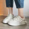 Zapatillas Deportivas de Moda Nuevas para Mujer 35-40, Zapatos Blancos de Cuero con Suela Gruesa, Zapatos Modernos para Estudiantes, Envío Directo de Una Pieza