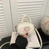 Bolsos Pequeños para Niñas, Niños Pequeños y Bebés, Cruzados de un Solo Hombro, Mini Bolso de Corazón de Nicho, Dulce y Elegante, Bolso de Princesa