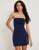 Falda corta de estilo europeo y americano para mujer de AliExpress, elegante vestido de verano sin tirantes, con hombros descubiertos y abertura sexy.