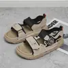 Sandalias para Niños 2026 Nuevas de Verano para Niños Antideslizantes Resistentes al Desgaste Suela Suave Zapatos de Playa con Hebilla Giratoria Zapatos Deportivos para Niños de Moda