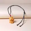 Colar Pingente para Pescoço Thuja Taihang Esculpido Doze Signos do Zodíaco Colar Pingente para Pescoço Criativo Esculpido à Mão Doze Signos do Zodíaco