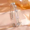 RAKOL Moda Luxo Leve Cobre Incrustado Zircônia Trevo de Quatro Folhas Aberto Ajustável Pulseira Feminina Nicho Toque de Alto Padrão Joia de Mão