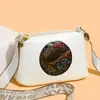 Chegada Nova Primavera 2026 Bolsa Transversal Estilo Chinês Retrô para Mulheres Toque de Luxo Design de Nicho Embossado Moda Versátil Bolsa de Ombro
