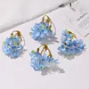 Flores Artificiales con 4 Ramas, Flores de Cerezo, Crisantemos, Decoración de Pared de Flores para Bodas, Accesorios para el Cabello Estilo Bosque DIY, Coronas de Flores, Accesorios de Decoración de Flores para Pasadores