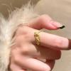Serpiente danzante ~ estilo retro ins frío anillo liso de serpiente chapado en oro de 18k anillo ajustable de moda de lujo ligero para mujer