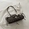 Bolso único de axila con lazo para mujer, nueva moda otoño/invierno 2026, bolso de hombro versátil de lunares, adecuado para el trabajo y los desplazamientos