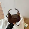 Bolso de mano de alta calidad transfronterizo, nueva colección otoño 2026, bandolera de moda para el día a día, bolso tipo bollo simple y elegante