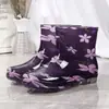 Botas de lluvia de moda para las cuatro estaciones para mujer, zapatos de agua cortos, botas de lluvia de caña baja para damas, botas de lluvia para adultos, zapatos de goma impermeables y antideslizantes para cocina