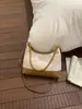Bolso de Hombro con Cadena de Nicho 2026 Modelo Nuevo de Primavera, Bolso de Hombro Súper Popular con un Toque de Lujo, Bolso Cruzado Versátil de Moda para Mujer