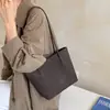 Bolso Tote Tejido Simple de Moda Otoño 2026 para Mujer, Ligero Vintage para Vacaciones y Viajes Diarios, Bolso de Hombro y Axila