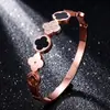 Pulseira de aço inoxidável, estilo ins europeu e americano da moda, trevo de quatro folhas em ouro maciço 18K com incrustação de diamante, fecho de pulseira em aço titânio, direto da fábrica