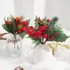 Decoraciones navideñas transfronterizas: guirnalda de bayas rojas, agujas de pino, piñas, ramas cortas, arreglos florales, ramo de Navidad, corona, accesorios para fotos