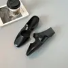 Sandalias tipo Mula de Moda Francesa Huecas y Relajadas para Mujer, Zapatos de Verano sin Cordones para el Trabajo con Aumento Oculto de Altura y Puntera Cerrada