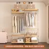Combinación de armario abierto de estilo madera de pie con estantes colgantes multicapa, estanterías de armario, directo del fabricante