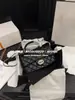 25P Novo Estilo Pequena Fragrância Alça Cf Mini Alça Clássico Preto Dourado Corrente Acolchoada Bolsa de Ombro Transversal