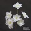 Névoa simulada flores brancas de casamento geada decoração de auditório de casamento flor de guia de estrada flor de teto flor artificial flor de plástico