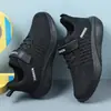 Zapatos para Niños Exportación Zapatos Deportivos de Malla Tejido Volador para Niños Transpirables para Niños Tendencia Exterior Transfronterizo Zapatos de Suela Suave para Niños Zapatos para Todas las Estaciones