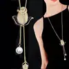 Cadena de suéter de estilo lujoso y ligero de otoño e invierno, collar de borlas largas de alta calidad para mujer, colgante de perlas, accesorios al por mayor