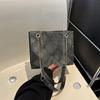 Tendência de Comércio Exterior Bolsa Tote Moderna e Estilosa de Grande Capacidade para Mulheres 2023 Nova Bolsa Tote Retrô Bolsa de Ombro Casual