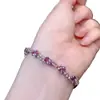 El Pulsera de Alejandrita Tiene un Fuerte Efecto de Cambio de Color Rojo-Verde, Apareciendo Verde a Verde Azulado a la Luz del Sol