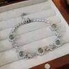 Pulsera de Resina con Circonita de Aleación de Cobre Microincrustada Flor Redonda Elegante Lujo Ligero Exquisita Joyería de Gama Alta Nuevo Modelo 2025