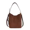 Bolso cubo casual de ante de alta gama transfronterizo, nuevo versátil otoño e invierno 2025 para mujer, bolso de hombro simple para el día a día