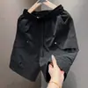 Nuevos pantalones cortos de trabajo transpirables de verano estilo americano, secado rápido para hombre, pantalones deportivos versátiles de corte holgado casual, pantalones de playa, modernos