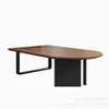 Mesa de conferência de madeira maciça de luxo, área de recepção, recepção da empresa, conjunto de mesa e cadeiras para várias pessoas, mesa de negociação semicircular de madeira maciça e cadeiras