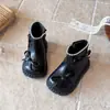 Nuevos Zapatos Infantiles Otoño/Invierno 2026 Niña Estilo Trendy con Temperamento Botas Martin Estilo Coreano Bloque de Color Moda Botas de Moda para Niñas