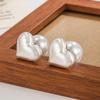 Pendientes de perla One Two-Della Rose Love, diseño de nicho, de alta gama, retro, elegantes y combinables para mujer.