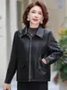 Nuevo Abrigo Cálido Grueso Elegante para Mamá para Mujeres de Mediana Edad, Chaqueta de Cuero Impermeable para Mujer con Cuello de Piel Corto para Otoño e Invierno