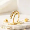 Diseño europeo minimalista de lujo anillo abierto de corazón para mujer anillo liso de acero inoxidable de alta gama anillo para dedo ajustable