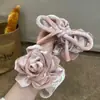 Diadema de Terciopelo Rosa de Alta Gama con Forma de Flor de Rosa para Mujer en Otoño e Invierno, Elegantes Accesorios para el Cabello de Cola de Caballo Baja, Diadema