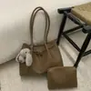 Bolso de Mano de Nicho Estilo Coreano para Mujer 2025 Nuevo Invierno Moda Versátil Bolso de Hombro Gran Capacidad Bolso Tote para Viajes
