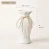 Vaso de Flor de Estilo Cream Nordic para Sala de Estar com Listras Verticais Brancas Decoração de Arranjo de Flores Vaso de Plástico Moderno Simples