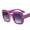 Gafas de sol de marco elegante de nuevo estilo, tendencia de personalidad europea y americana, gafas cuadradas, gafas de sol de moda con brillo, gafas lisas para mujer