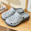 Zuecos Eva Bicolor para Adultos para Hombre, Nuevo Modelo 2026, Chanclas Antideslizantes para Playa con Tacto Suave, Punta Cerrada, Adecuados para Uso en Exteriores en Verano